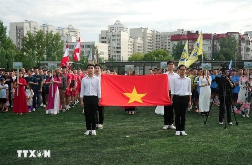 Vietnamese expatriates in Russia hold football tournament